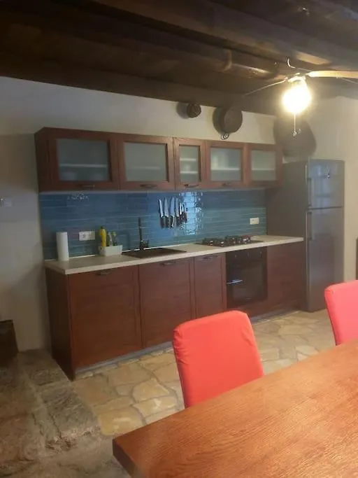 Holiday home Beautiful Rustikal Stone House Villa Mali Iz Croatia